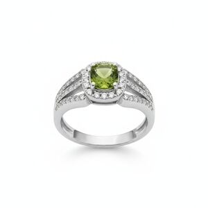 GEMSTONE KiNG Peridot Silver and Green Gemstone Ring